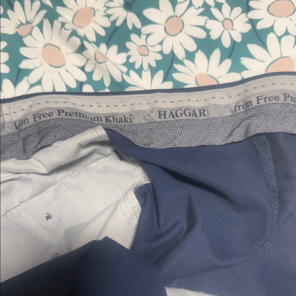 Haggar Navy Blue Trousers - Picture 2 of 6